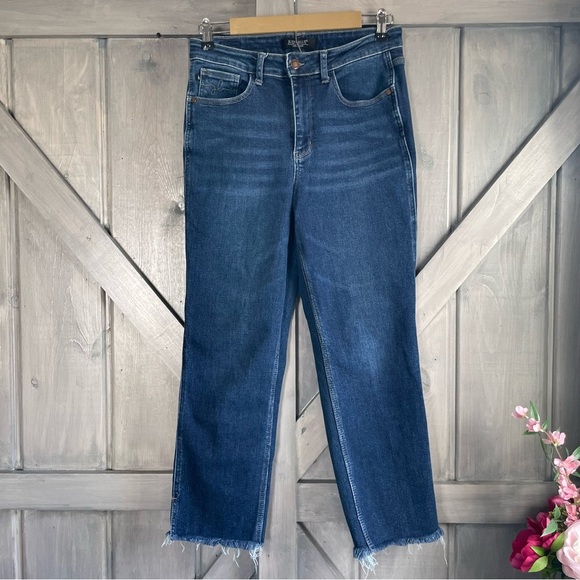 Judy Blue Crop Raw Hem Jeans size 7/28 dark‎ wash stretch jeans - Picture 1 of 10